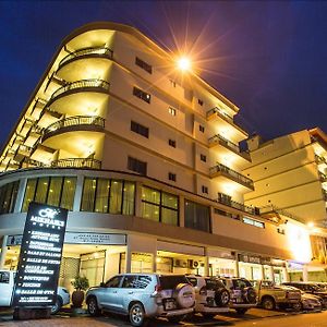Mikhael'S Hotel